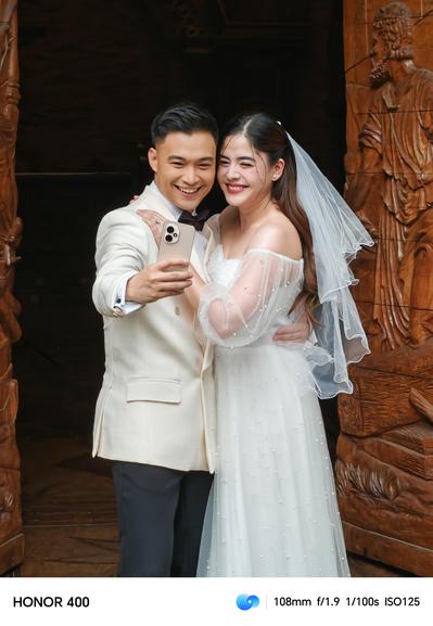 Pre-nup photos of engaged celebrity couple Edgar Allan Guzman and Shaira Diaz taken by HONOR 400.