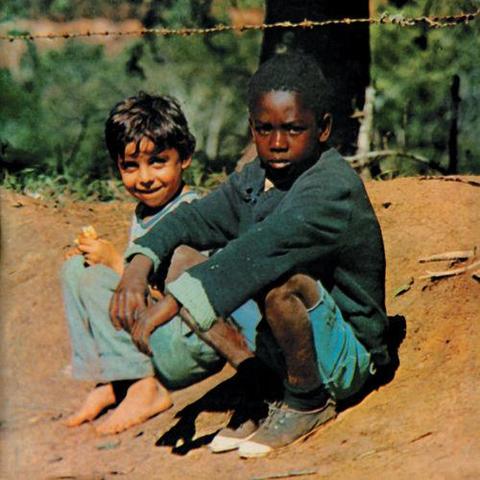 Cover: Milton Nascimento - Cravo E Canela