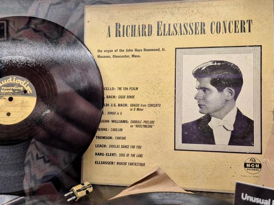 A vinyl recording of Richard Ellsasser playing Hammond's pipe organ.