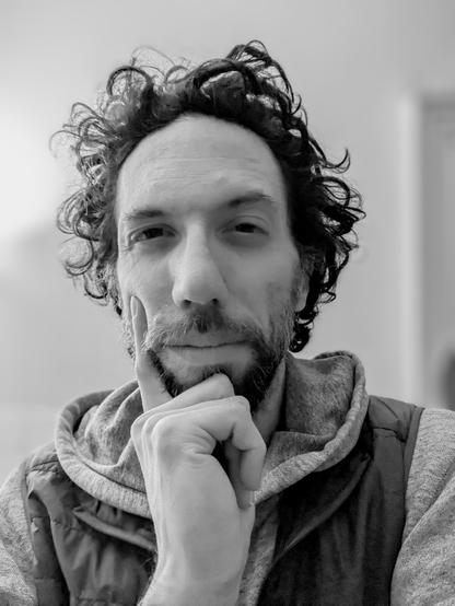 moi en train d'étudier la cyber faune
