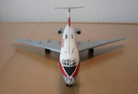 Mastermodell Interflug Tu-134 1/100 scale model.