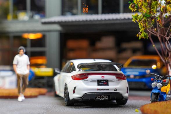 A Honda Civic Type R (FL5), Spoon Sports livery on white in 1:64 scale with 1:64 figure on AREA 164