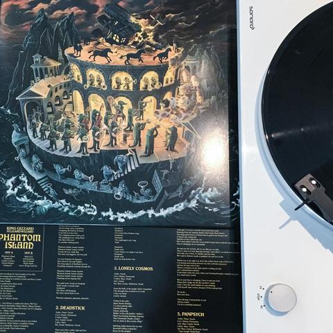 King Gizzard & The Lizard Wizard / Phantom Island (2025)