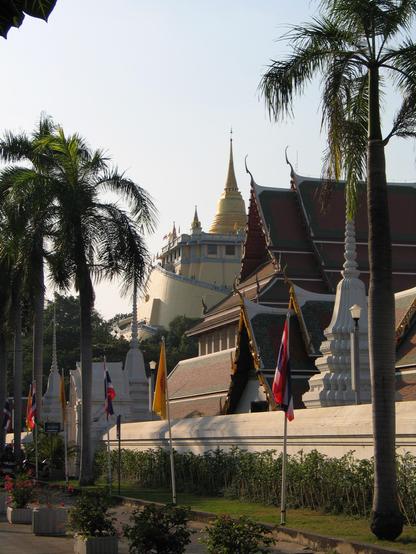 Phukao Thong in Bangkok aus der Ferne