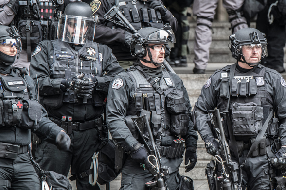 militarised police 

src https://roarmag.org/essays/militarism-police-streets-battelfields/
