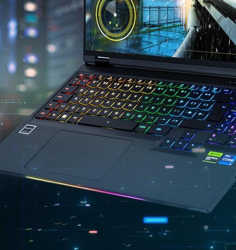 Gamme de PC portables gamer haute performance avec rétro-éclairage RGB et jeux AAA à l’écran