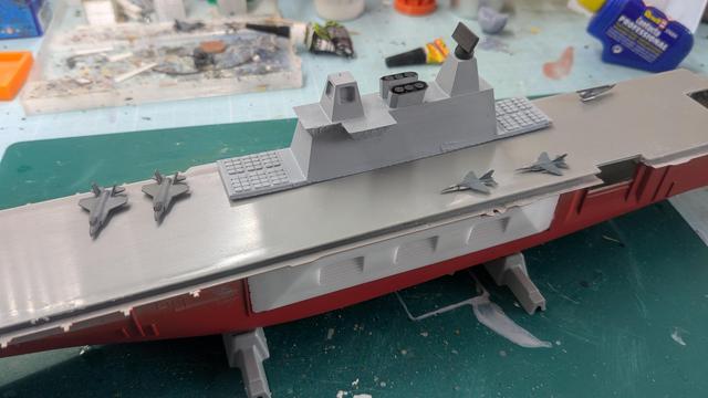Revell/3Dprined German Flugdeckfregatte 1/700 scale model 