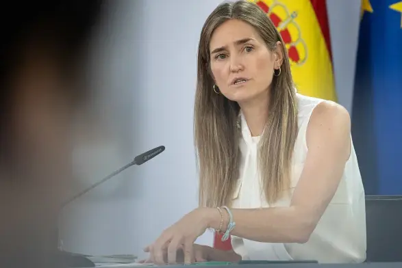 El Gobierno refuerza a Redeia y CNMC frente a las eléctricas tras el apagón