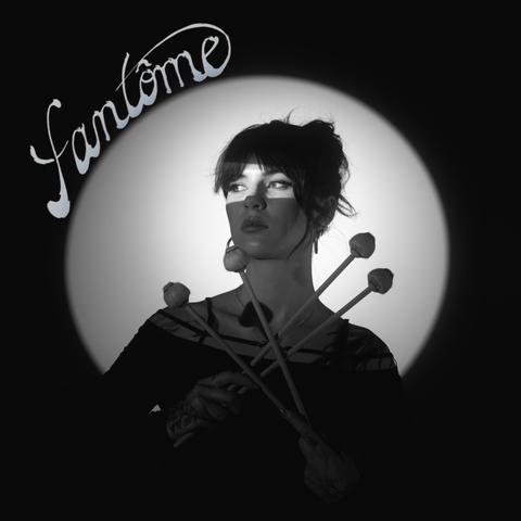 An image of the cover of the record album 'Fantôme' by Sasha Berliner