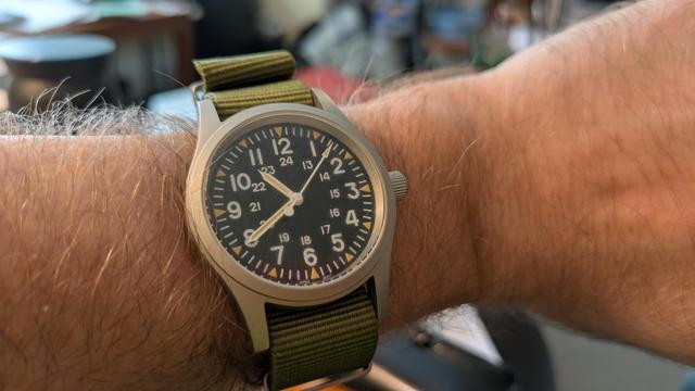 A Militado ML05 meca-quartz analogue watch.