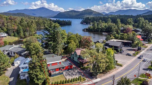 NEW LISTING!
LUCKY LOON IN LAKE PLACID
Aerial Property