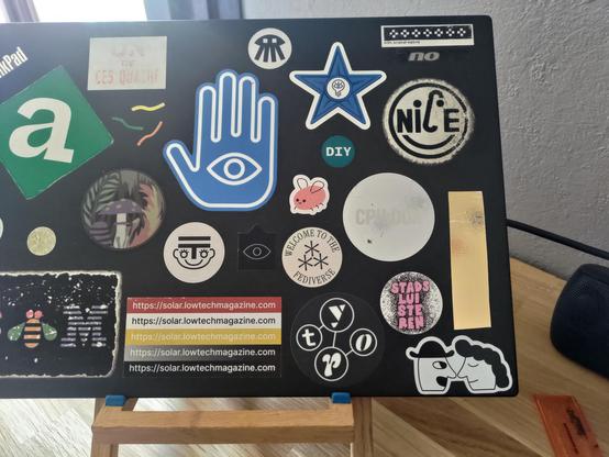 Same computer, now with a shiny WELCOME TO THE FEDIVERSE sticker!