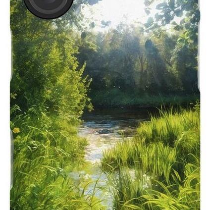 River seen through luxuriant vegetation 