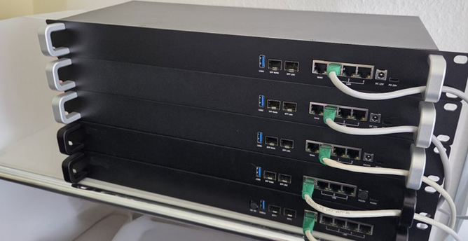 [Discuss]Banana Pi BPI-R3 BPI-R4 19” rack case enclosure
https://forum.banana-pi.org/t/banana-pi-bpi-r3-r4-19-rack-case-enclosure/18540
#router #gateway #network #openwrt #wifi 
