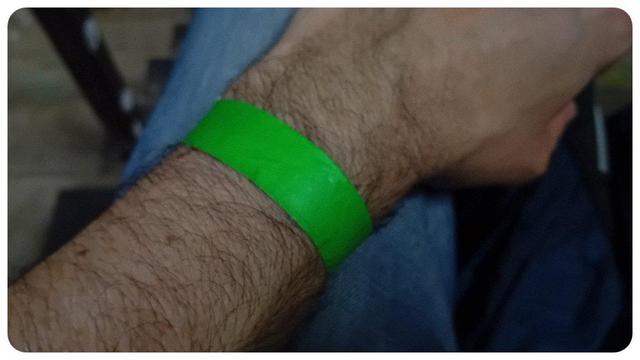 Photo du bracelet pour les deux jours de festival.