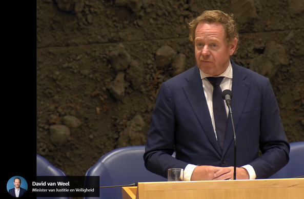 David van Weel tijdens het vragenuurtje