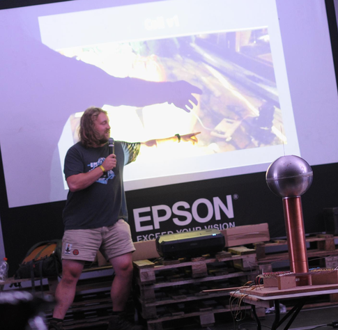 Tesla coil demonstration and presentation from BornHack a few years back with a very exciting speaker pointing out an unknown detail on the screen.