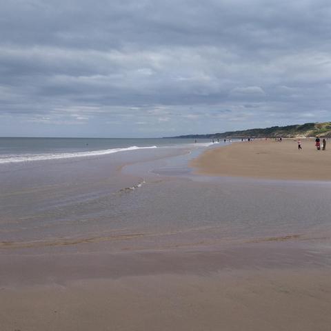 Omaha Beach, Normandie, un jour touristique d'été