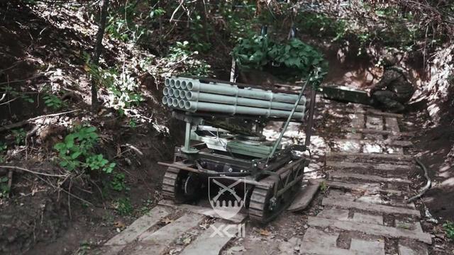 🇺🇦 Ukrainian ground drone  "Volya-E" equipped with a rocket launcher