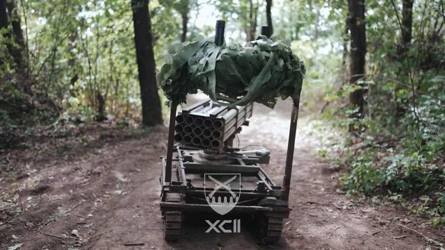 🇺🇦 Ukrainian ground drone  "Volya-E" equipped with a rocket launcher
