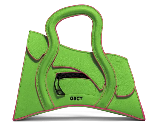 Tout d'abord, nous avons demandé une usine au Pérou - pour frapper un sac Birkin Sac de Birkin . Il ressemblait à ça Prototype 1 . Ensuite, nous avons dit à une usine au Portugal - pour le mélanger avec un sac de Céline Sac céline . Ils ont fait ceci Prototype 2 . Puis nous avions une usine en Inde - le combiner avec un sac Dior Sac diur . Il est sorti comme ça Prototype 3 . Enfin, nous avons demandé à une usine en Chine - pour le fusionner avec un sac Balenciaga Sac Balenciaga . C'était le résultat final 