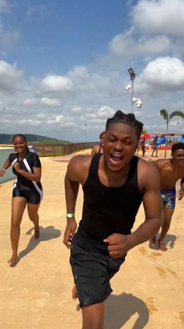 Sunrise Waterpark, Abuja, Nigeria
The season is about to end at this great water park, “a 55,000 m² island of wonders and thrills!” Make the most of the last few days!