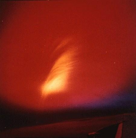 Foto der großen Höhenexplosion des Atomtests „Starfish Prime“ im Zuge der Operation Fishbowl am 9. Juli 1962. Sprengkraft: 1.450 Kilotonnen.
Quelle: U.S. Air Force 1352nd Photographic Group, Lookout Mountain Station - http://nuclearweaponarchive.org/Usa/Tests/Dominic.htmlImage courtesy of US Govt. Defense Threat Reduction Agency
Lizenz: Public domain