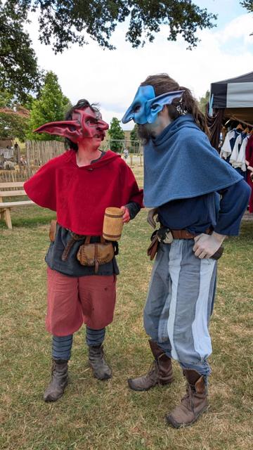 Gobelin rouge et gobelin bleu