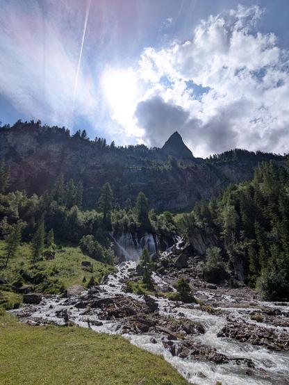 Les sept chutes de la Simme en amont de Lenk