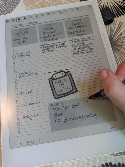 Photo of the Plan on 1 Page bundle being used on a Supernote e-ink device