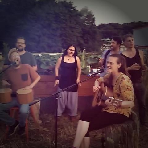 Session am Lagerfeuer