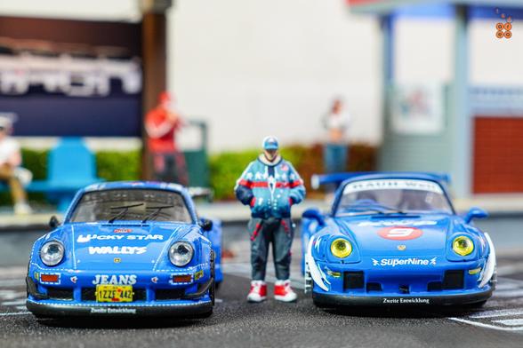 Porsche RWB 930 Wally's Jeans livery and Porsche RWB 993 Supernine by Tarmac Works in 1:64 scale with 1:64 figure on AREA 164