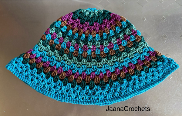 Crochet bucket hat
