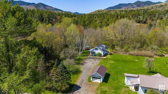 CHARMING CAPE COD IN KEENE VALLEY
Front