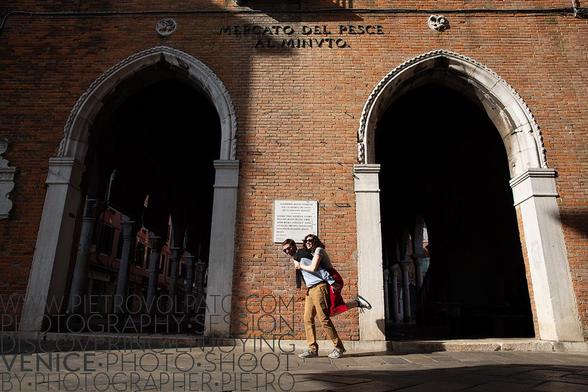 The famous Rialto Fish Market in Venice is closed on Sundays. Why not go horseback riding and have some fun?
