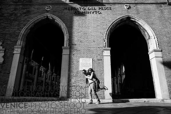 The famous Rialto Fish Market in Venice is closed on Sundays. Why not go horseback riding and have some fun?
