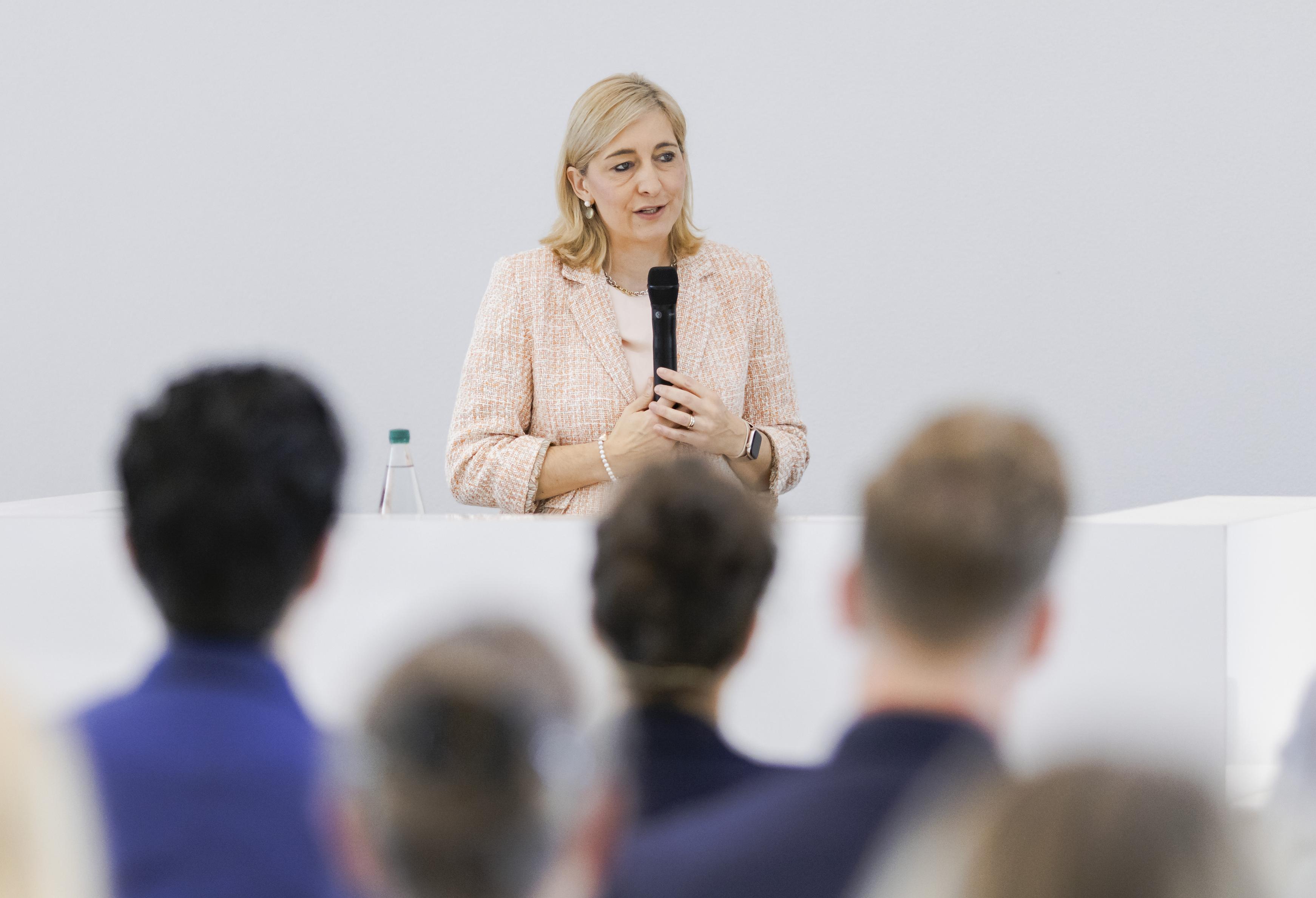 Posted media