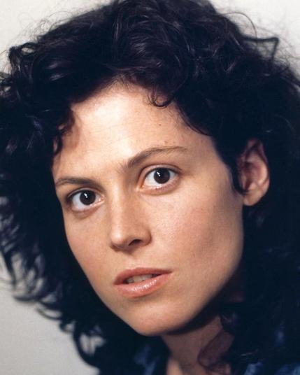 Sigourney Weaver c'est plus de 𝟔𝟎 𝐅ilms depuis 1977