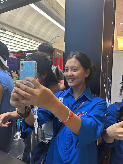 The energy at our booth is absolutely electric!

People are embracing their digital identities with #MEID and stepping into the future of #Web3. 

 From creating their unique digital selves to entering our exclusive #luckydraw, the vibes are NEXT LEVEL! 

 Can you feel the buzz?