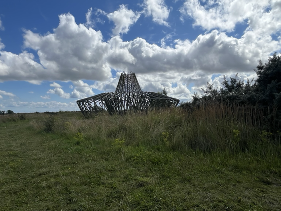 Nice grill and picnic siste on top of the hill