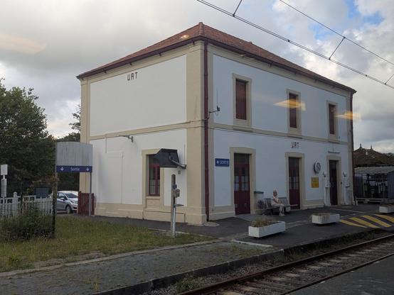 Bâtiment de la gare de Urt/Ahurti