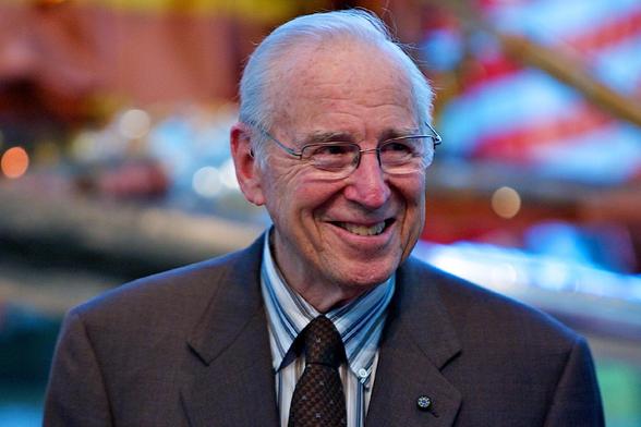 Apollo 13 mission commander Jim Lovell smiles at the National Air and Space Museum on April 15, 2010.