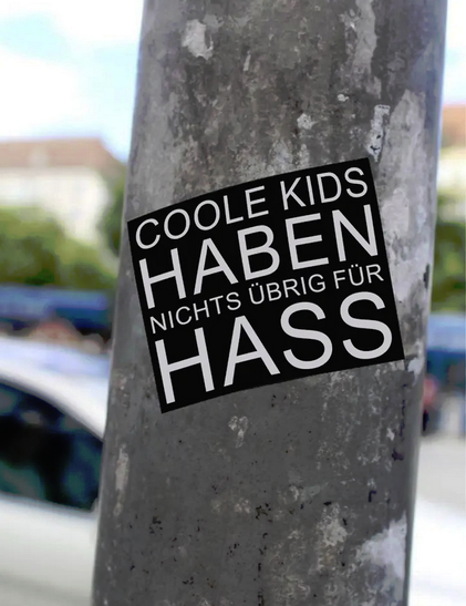 COOLE KIDS HABEN NICHTS ÜBRIG FÜR HASS