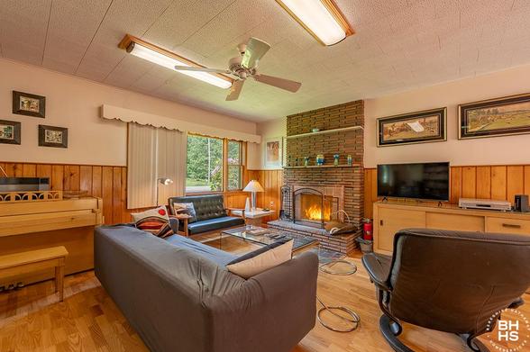 ADIRONDACK RANCH ON THE BOQUET RIVER
Living Room