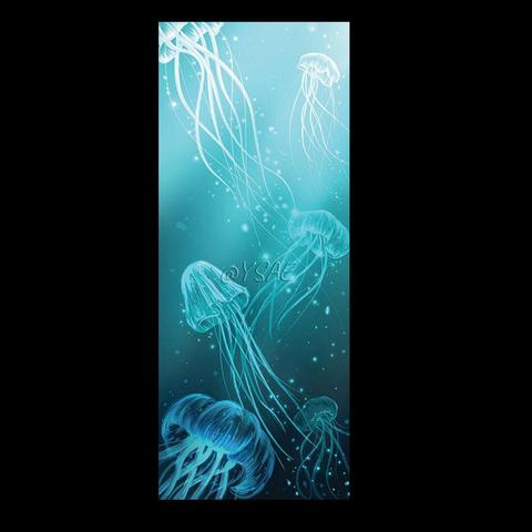 Marque-page illustré représentant des méduses qui nagent dans l'eau bleue de l'océan.