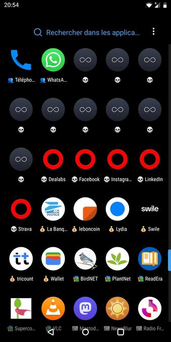 Les applications de mon téléphone Android avec des icônes personnalisés pour les applications que je veux éviter ou que je ne peux pas installer
