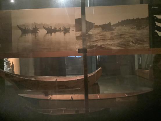 #Haida (English: /ˈhaɪdə/, Haida: X̱aayda, X̱aadas, X̱aad, X̱aat) are an Indigenous peoples of the Pacific Northwest Coast of North America.