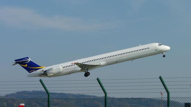 Hello McDonnell Douglas MD90-30 MSN 2147
