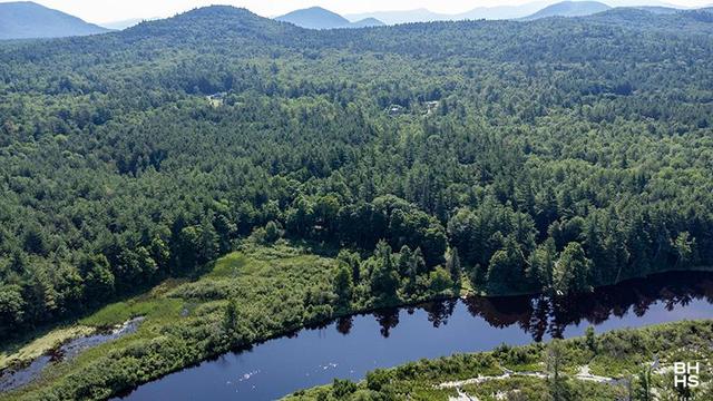 ADIRONDACK WILDLIFE REFUGE IN WILMINGTON
Property Back