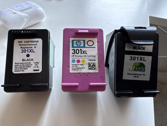 Drei Druckerpatronen für den HP DeskJet 3050